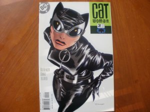 DC Comic: CATWOMAN #2 (3rd Series 2002) Brubaker Cooke (Batman Gotham Villain)