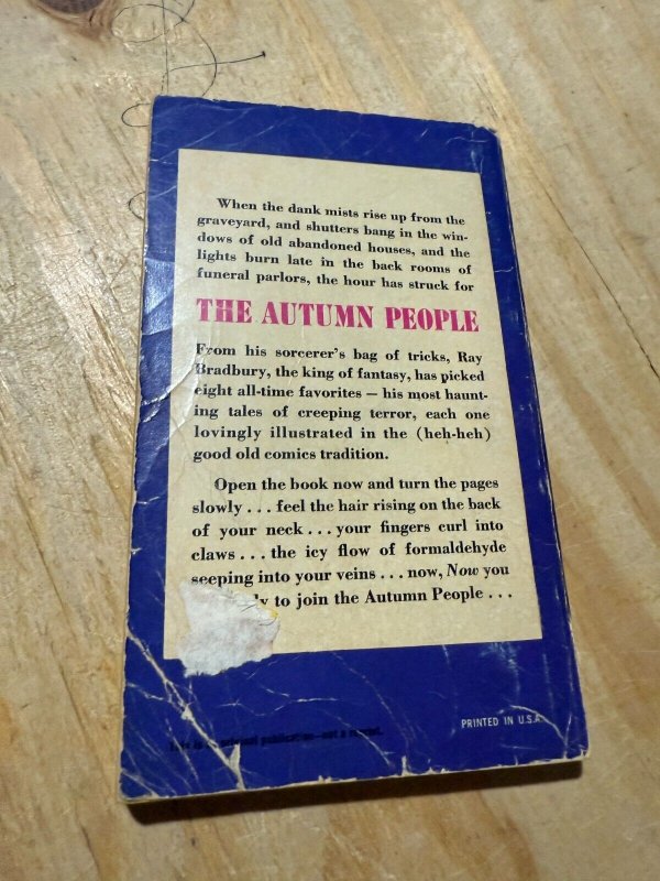 Ray Bradbury's Autumn People Pocket Book Sci-Fi Horror 1 J700