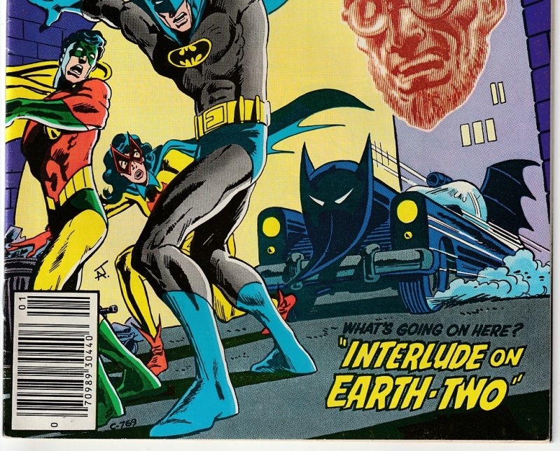 Brave and the Bold # 182 Journey to Earth 2 ! The Original Batwoman returns !