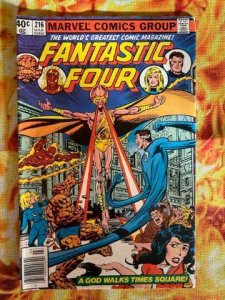 Fantastic Four #216 (1980) - VF/NM