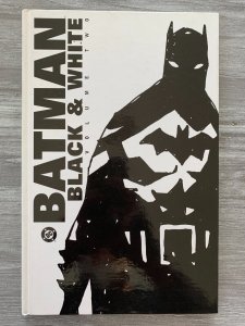2002 BATMAN BLACK & WHITE Volume 2 HC FVF 7.0 1st DC Comics with Jim Lee Poster