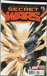 Secret Wars #5 (2015) God Emperor Doctor Doom
