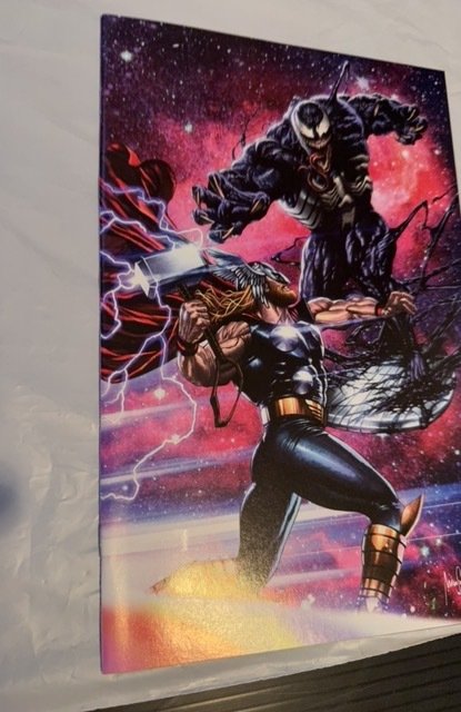 Thor #27 Suayan Virgin Cover (2022) venom/Thor