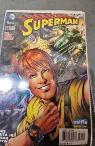 Superman #34 Selfie Cover (2014)