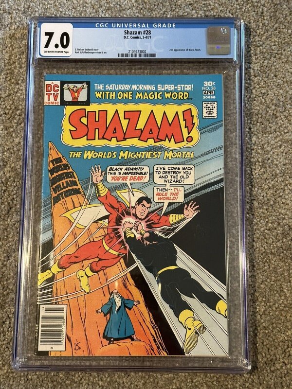 Shazam #28 CGC 7.0 2nd Appearance of Black Adam - DC Movie - Key  KS