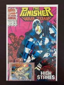 Punisher War Zone Annual #1U  Marvel Comics 1993 Vf+  Card Included