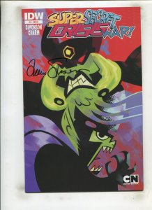 SUPER SECRET CRISIS WAR! #5  (9.2) SIGNED BY LOUISE SIMONSON!! 2014