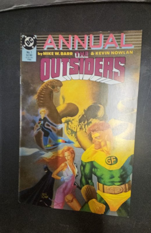 The Outsiders Annual (1986)