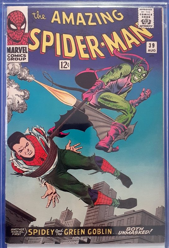 Spider-Man #39 NM- 9.2 KEY ICONIC COVER IDENTITY REVEALEAD! JOHN ROMITA Sr.