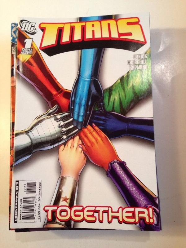 Titans 32 Book Near Mint Lot Set Run 1-3 37-39 48-53 55-57 88-94 96 97