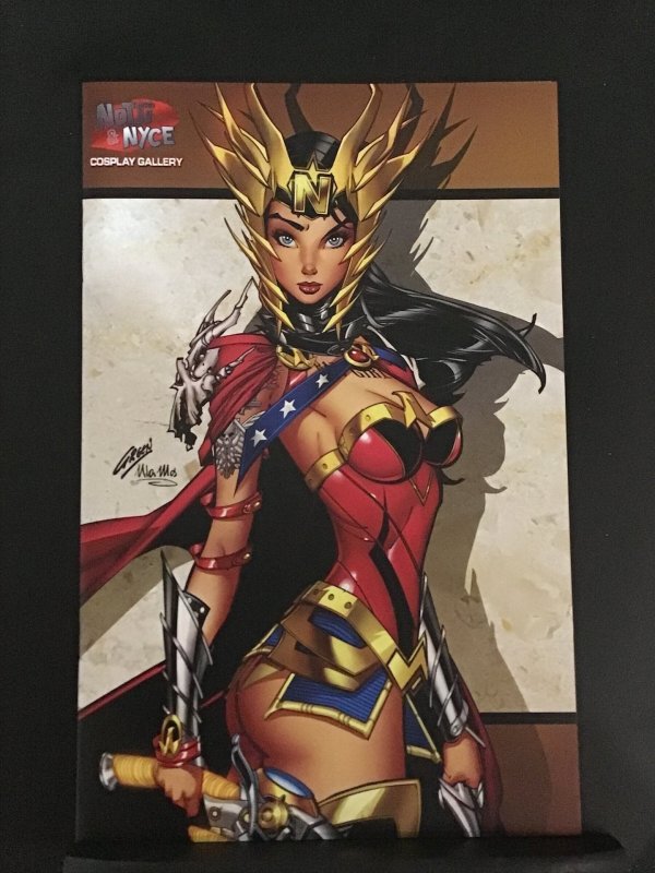 Notti & Nyce Cosplay Wonder Woman limited to 500