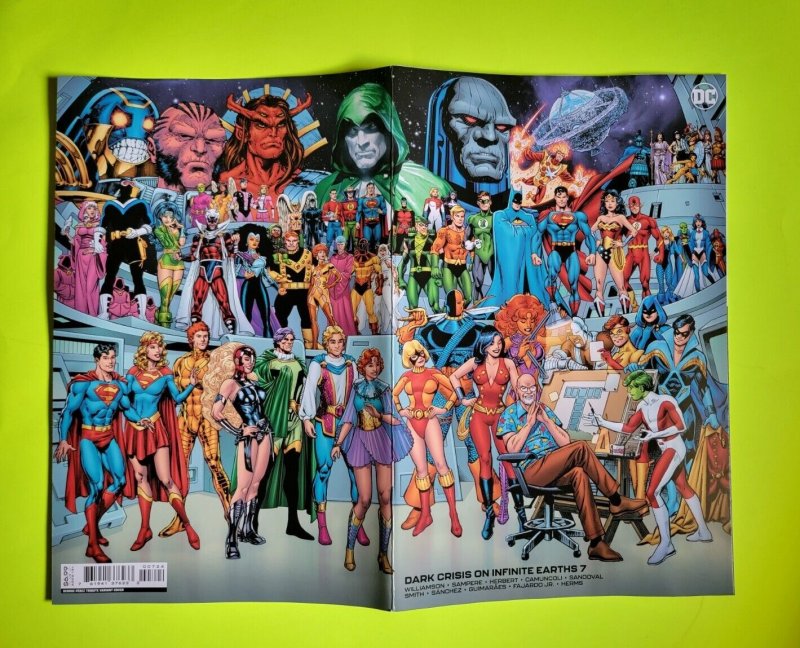 2022 George Perez Tribute new wraparound Dark Crisis On Infinite Earths 7 NM