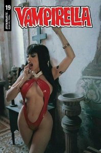 Vampirella #19 Lorraine Cosplay Variant Dynamite 2021