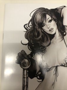 Red Sonja Valentine’s Day Special (2022) Variant (NM) Dynamite Entertainment •