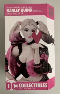 DC Collectibles Harley Quinn Red White & Black Valentine's Variant Artgerm 