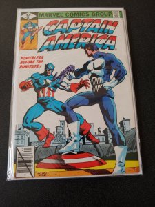 ​CAPTAIN AMERICA #241 VF/NM VERSUS THE PUNISHER