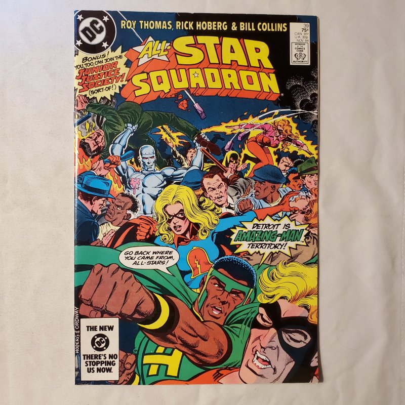 All Star Squadron 39 Very Fine/Near Mint