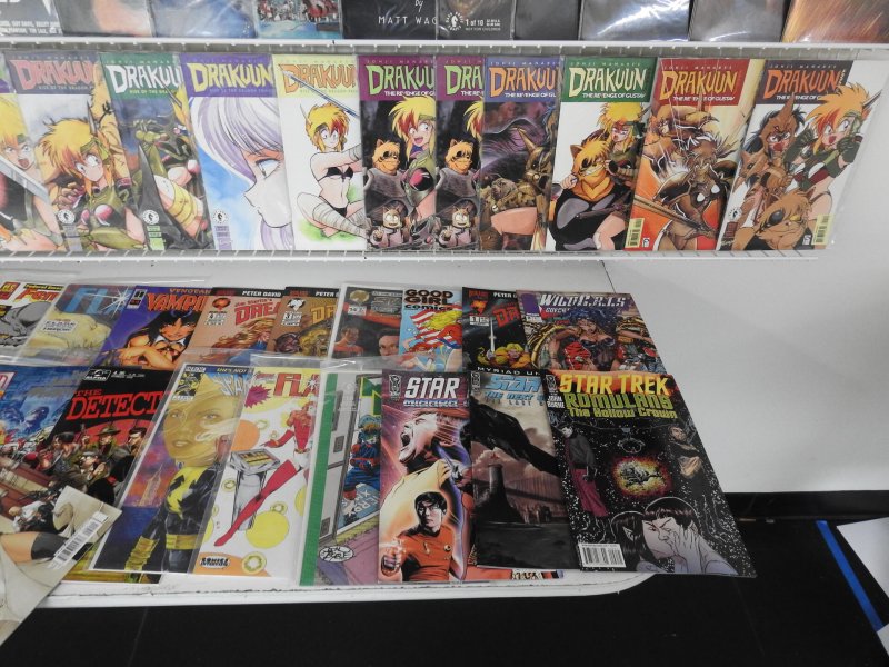 Huge lot 170+ Comics W/ Grendel, Alien, Predator & More Avg VF Condition!