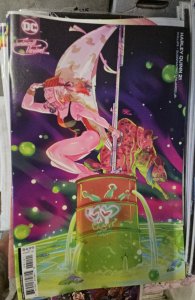 Harley Quinn #21 Huang Cover (2022)