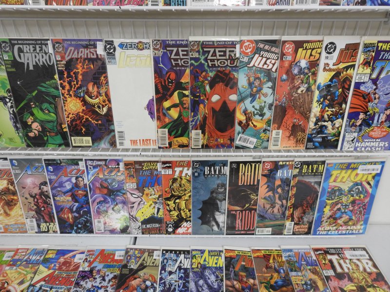 Huge Lot 130+ Comics W/ Fantastic Four, Batman, Thor +More AVG VF-