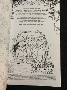 2018 ARCHIE'S Holiday Coloring Book SC VF+ 8.5 1st Archie Comics