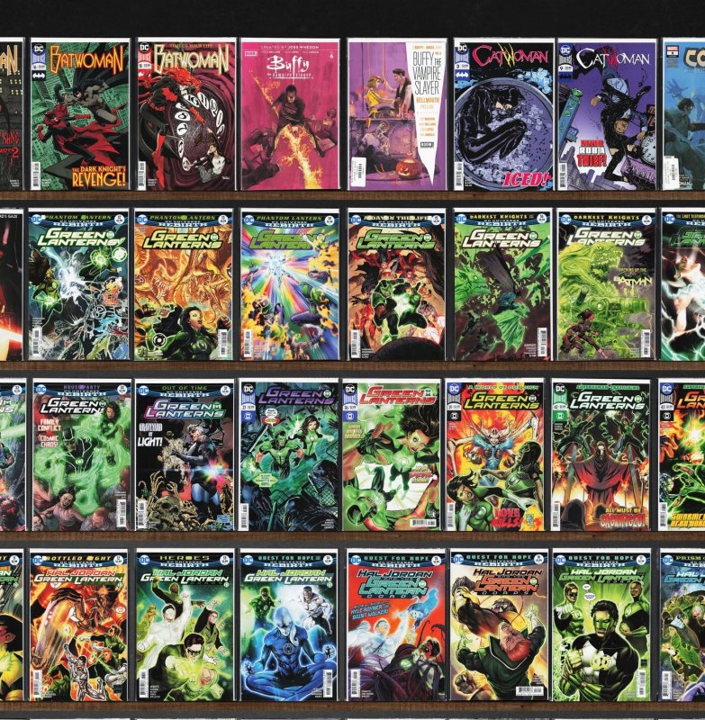 Huge Lot 150+ Comics with Green Lanterns, Batman, Detective Comics & More!