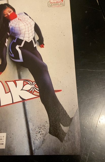 Silk #12 -Cosplay Variant Hard To Find VF