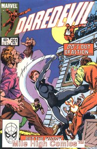 DAREDEVIL  (1964 Series)  (MAN WITHOUT FEAR) (MARVEL) #201 Near Mint Comics Book