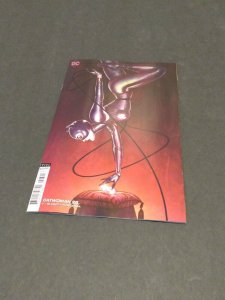 2020 Catwoman 28 Jenny Frison Variant cover Strays appearance NM