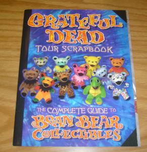 Grateful Dead Tour Scrapbook: the Complete Guide to Bean Bear Collectibles VF/NM