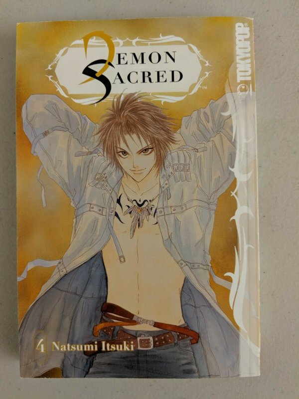 Demon Sacred Vol 1-4 Full Set (TokyoPop, 2010) Natsumi Itsuki 1 2 3 4 