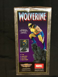 MARVEL PAINTED STATUE SMALL SCALE VERS. WOLVERINE YELLOW COSTUME MIB 3080/3500