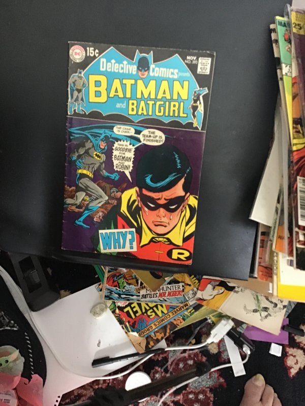 Detective Comics #392 (1969) Batgirl story, Neil Adams Robin snubbed Batman FN