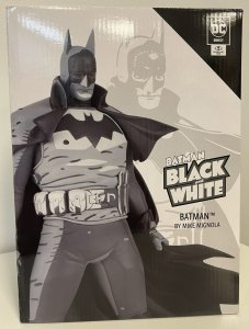 DC Direct McFarlane Batman Black & White Statue Based on Art By Mike Mignola