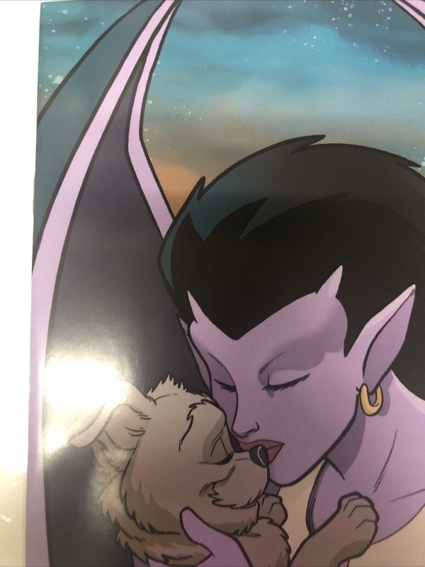 Gargoyles (2022) # 1 Virgin Varian signed Tony Fleecs * Trish Forstner *Dynamite