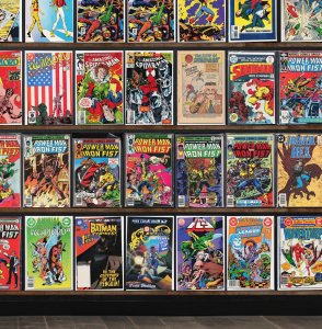 Huge Lot 140+ Comics with Superman, Jonah Hex, Warlord & More!