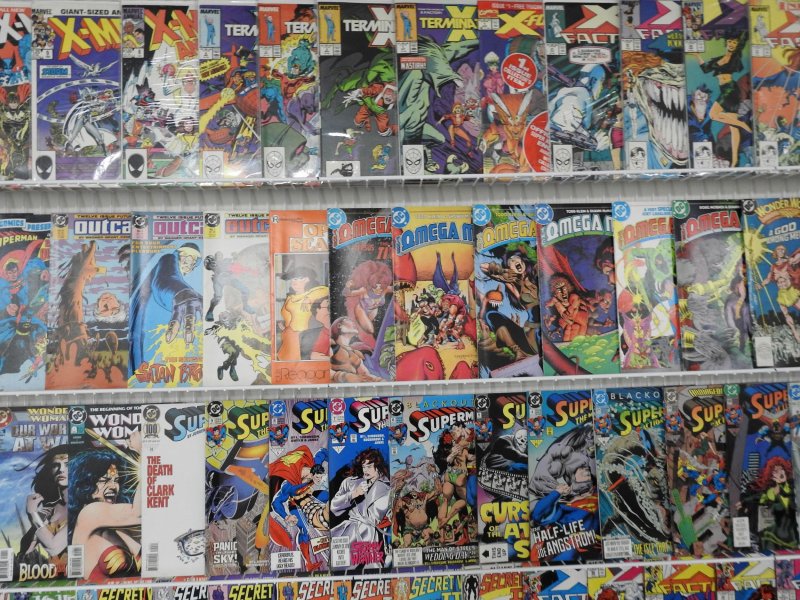 Huge Lot of 170+ Comics W/ X-Men, Secret Wars, Superman Avg. FN/VF Condition!