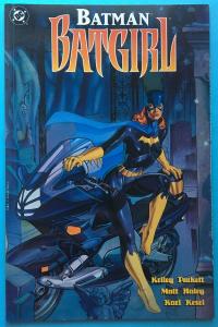 BATMAN  BATGIRL 1997 GRAPHIC NOVEL DC COMICS