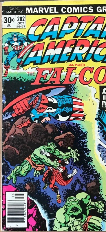 CAPTAIN AMERICA & Falcon Comic Issue 202 Kirby Cover — 1976 MARVEL Comics VG+