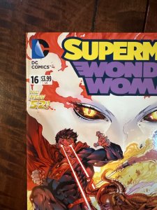 Superman/Wonder Woman #16 (2015)