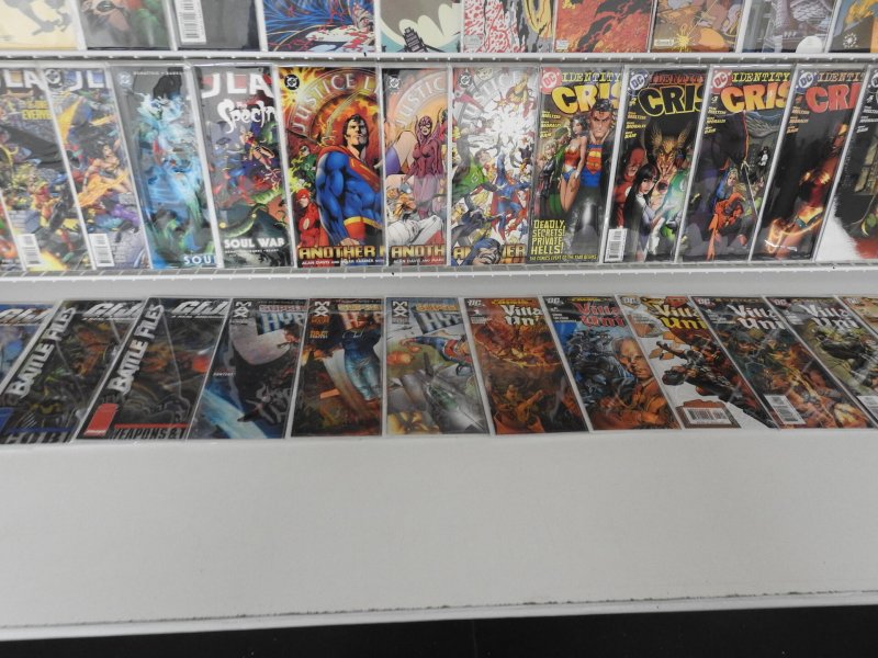 Huge Lot 130+ Comics W/ Catwoman, Green Lantern, Identity Crisis, +More Avg VF+