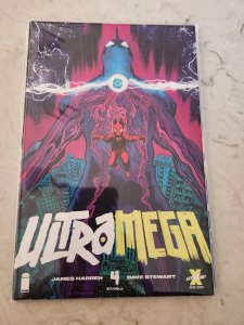 Ultramega #4 (2021)