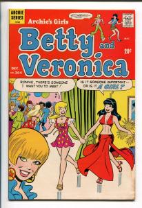 BETTY AND VERONICA #204 1972-MLJ/ARCHIE-STRANGE COVER-vg/fn