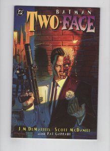 Batman: Two-Face - Crime and Punishment   (1995 DC Comics) 