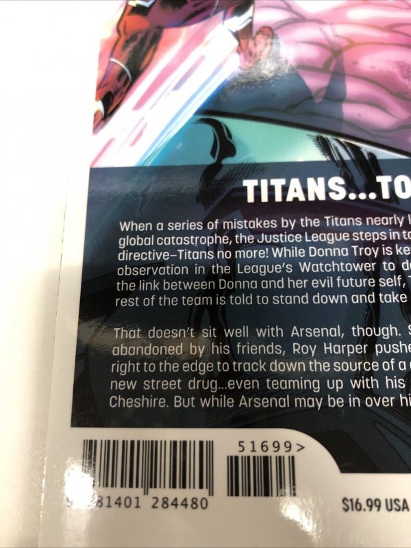 Titans (2018) TPB • Vol # 4 Titans Apart DC Comics • Dan Abnett • Pelletier