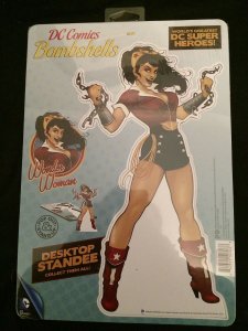 WONDER WOMAN DC COMICS BOMBSHELLS Desktop Standee