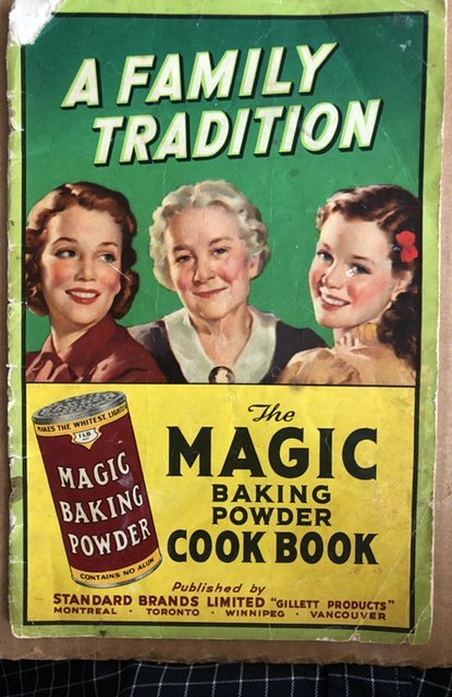 The magic powder cookbook, 1930s,32p,tear on rear cover