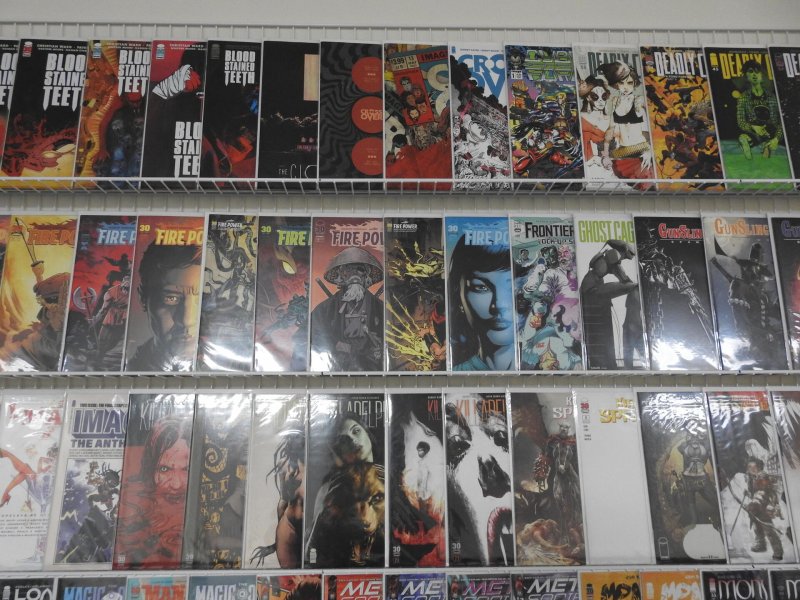 Huge Lot 140+ Comics W/ Gunslinger Spawn, Radiant Black, +More! Avg VF/NM Cond