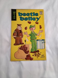 Beetle Bailey-El Recluta  (Bilingual, English & Spanish) King Comics 1974 Fn+