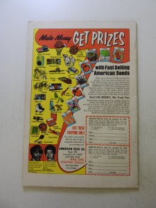 Giant-Size Chillers featuring Dracula (1974) VG+ condition 1/2 spine split